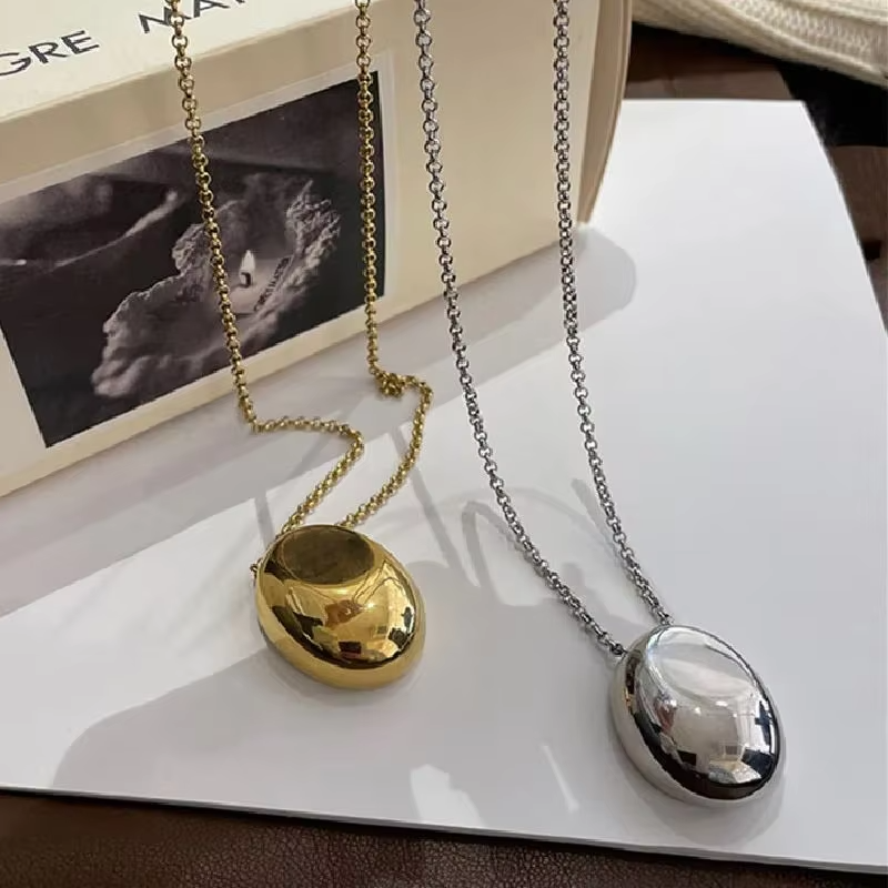 Colar Longo Charme Delicado