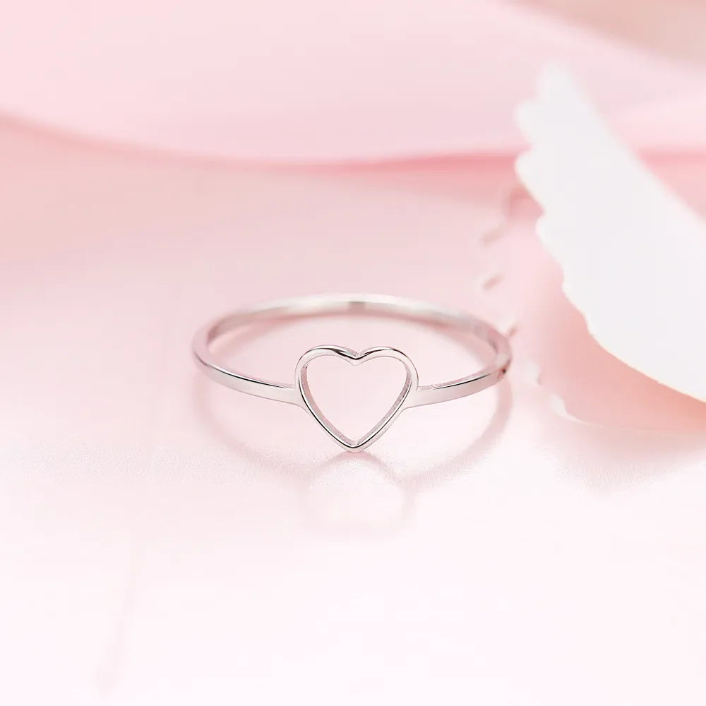 Anel Feminino Luxuoso de Coração