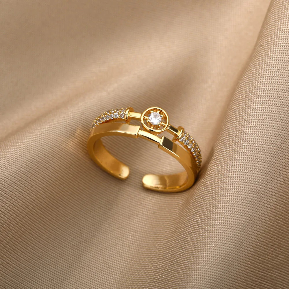 Anel Feminino Ajustável Cravejado com Zircônia