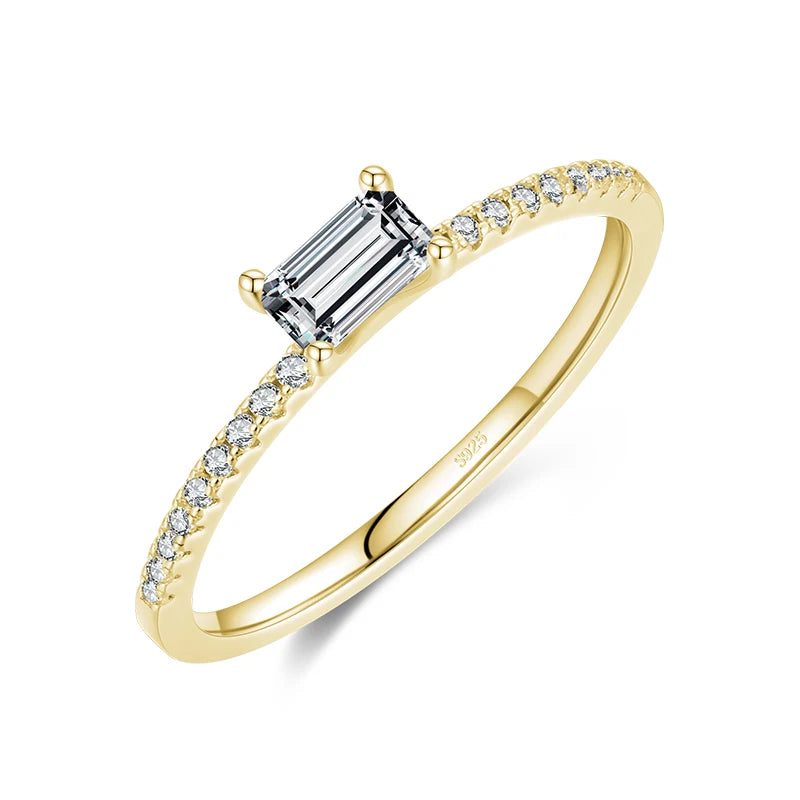 Anel Feminino de Ouro 18k Quadrada - Elegância em Prata Esterlina