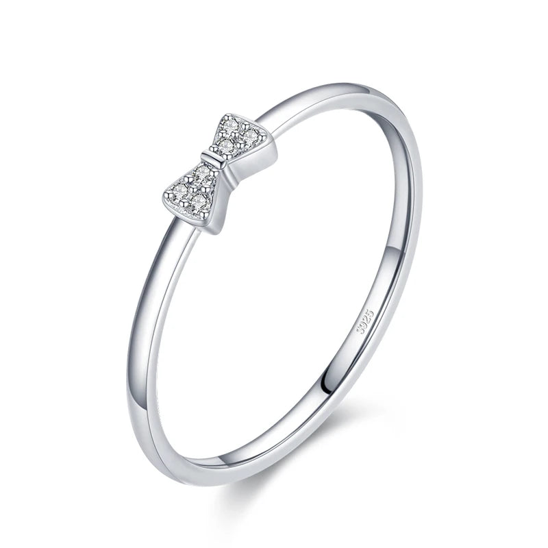 Anel Feminino de Ouro 18k Quadrada - Elegância em Prata Esterlina