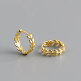 Brinco Feminino Argola Folhas Romanas