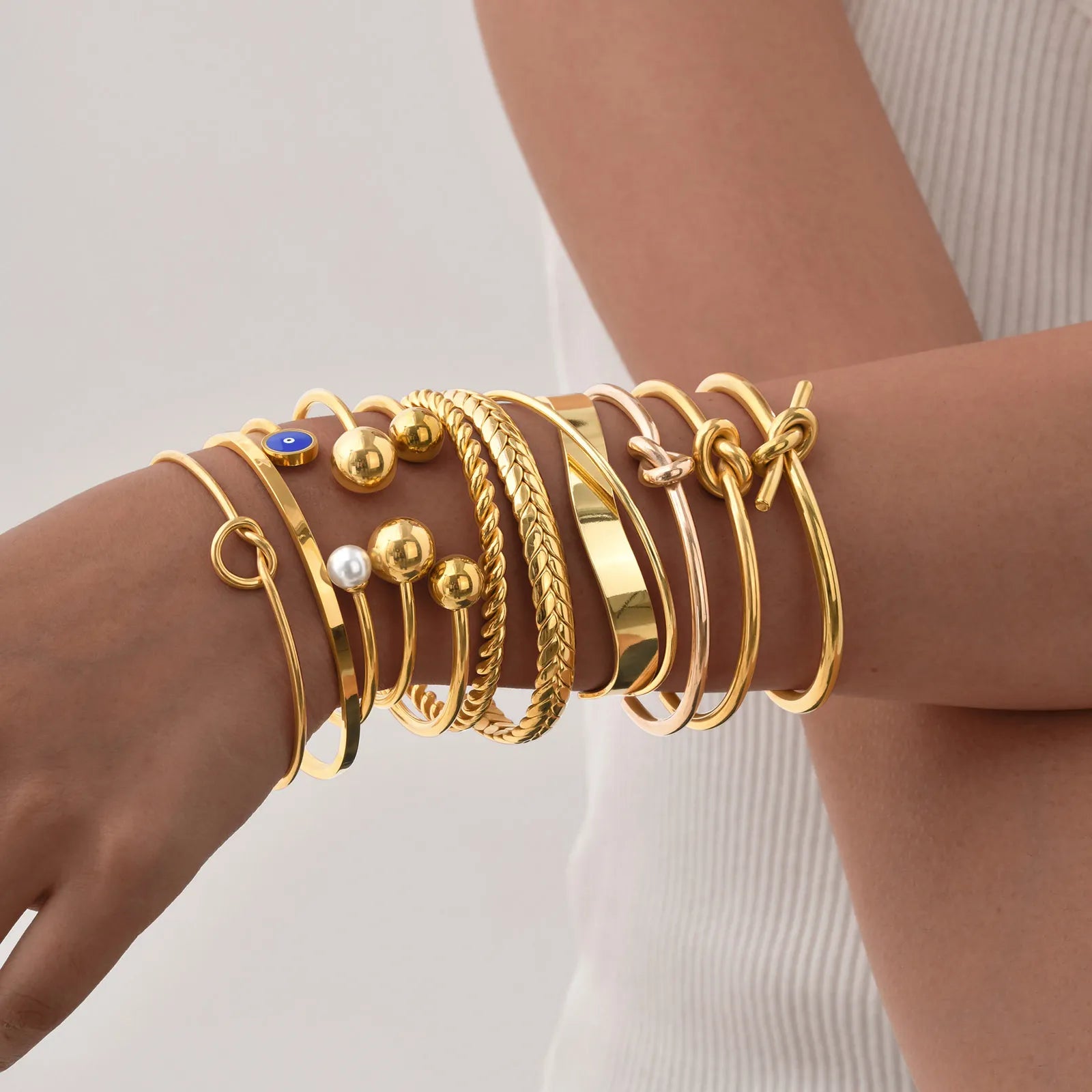 Pulseira de punho de nó estilo candido para mulheres, pulseiras elegantes de aço inoxidável cor dourada, joias de festa das irmãs bff