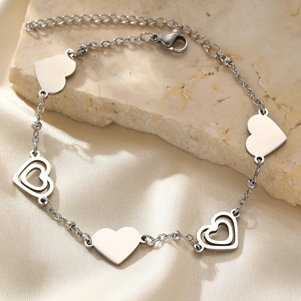 Pulseira de Ouro Feminina Ajustável Coração Delicado