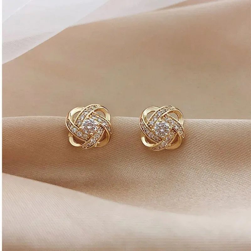 Novo Exquisite Brinco de Cristal Brilhante Coreano Elegante Quadrado Geométrico Rhinestone Brincos Para As Mulheres Moda Jóias Presente