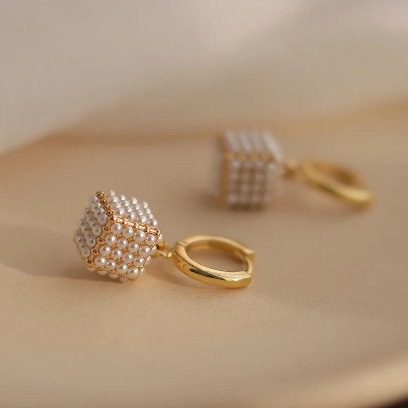 Brinco Feminino Argola Cubico Perolado