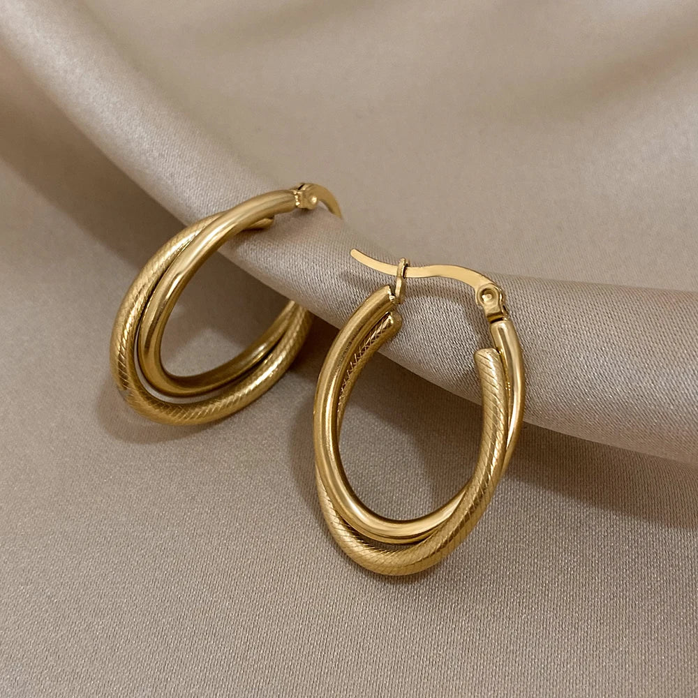 Brincos de textura em forma de u de aço inoxidável feminino clássico moda minimalista brincos de argola à prova dwaterproof água acessórios de jóias diárias