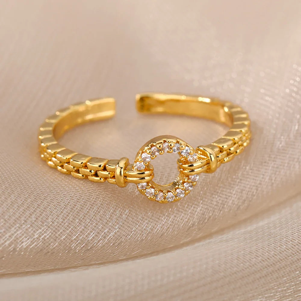 Anel Feminino Ajustável Circular Cravejado com Zircônia