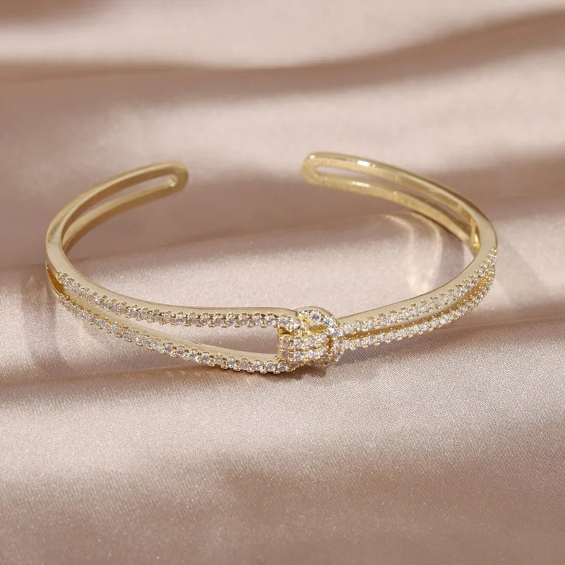 Pulseira de Ouro Feminina Entrelaçada