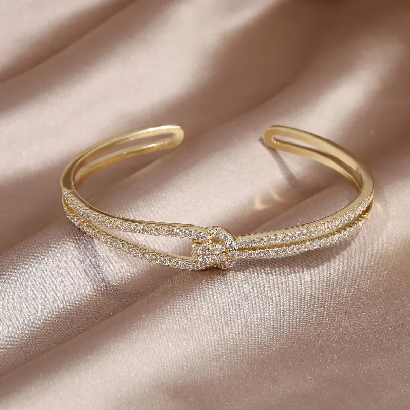 Pulseira de Ouro Feminina Entrelaçada