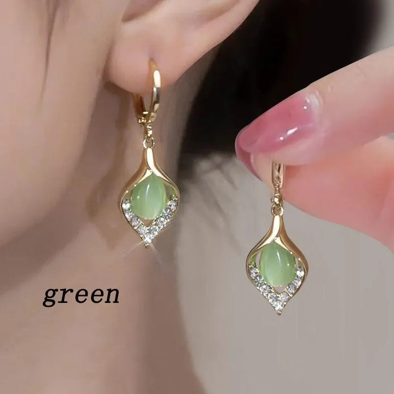 Brinco Feminino Argola Ouro Cravejado de Zircônia