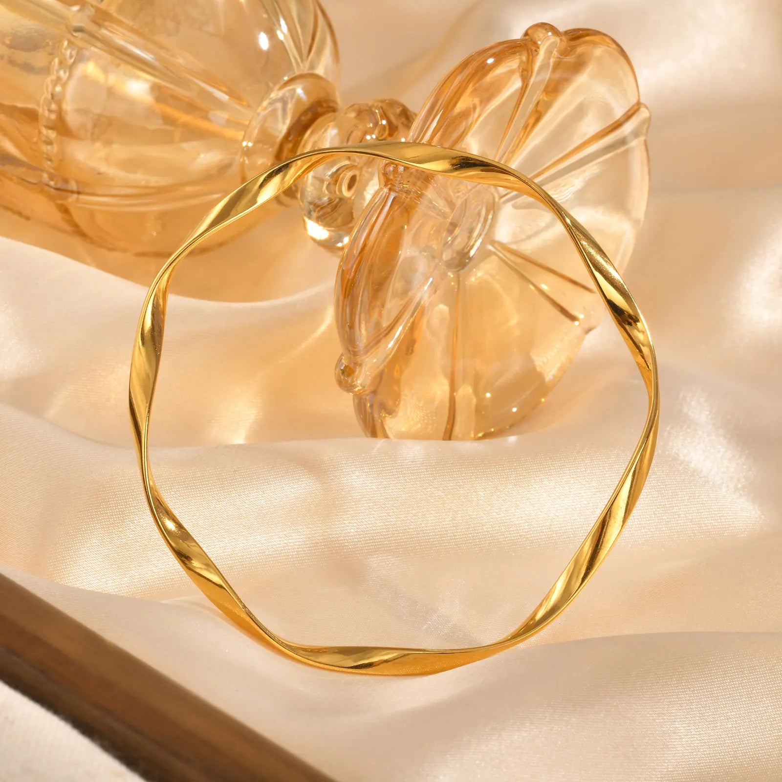 Pulseira mobius de aço inoxidável com brilho completo, para mulheres, meninas, cor dourada, minimalista, moda, pulseiras torcidas, joias, presentes