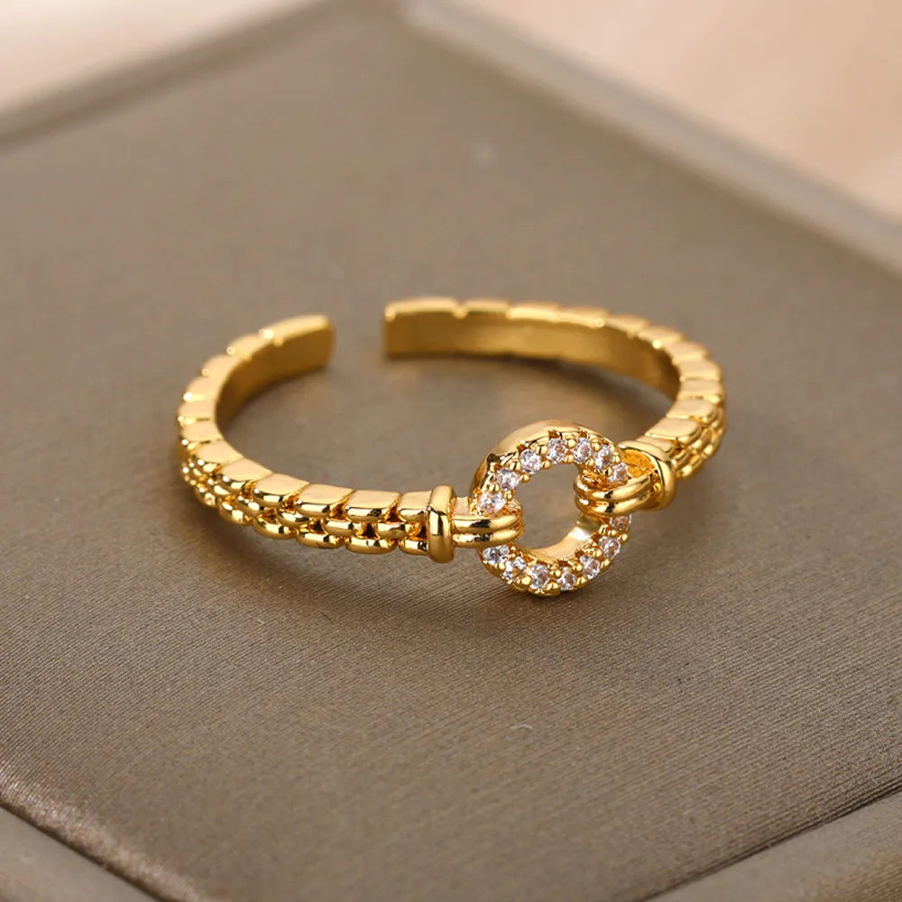 Anel Feminino Ajustável Circular Cravejado com Zircônia