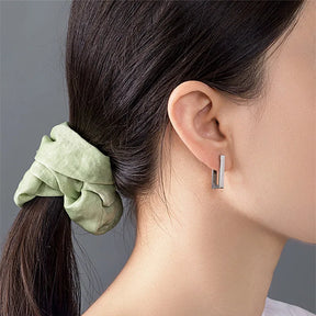 Brinco Feminino Retangular Sofisticado