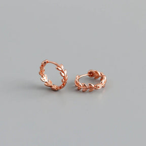 Brinco Feminino Argola Folhas Romanas