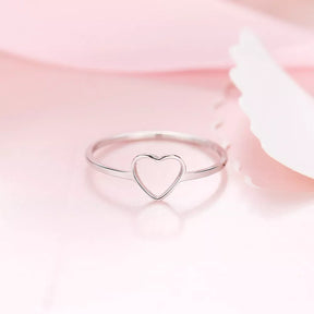Anel Feminino Luxuoso de Coração