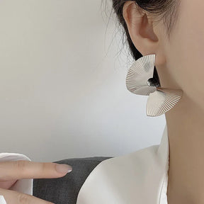 Brinco Feminino Espiral Retrô