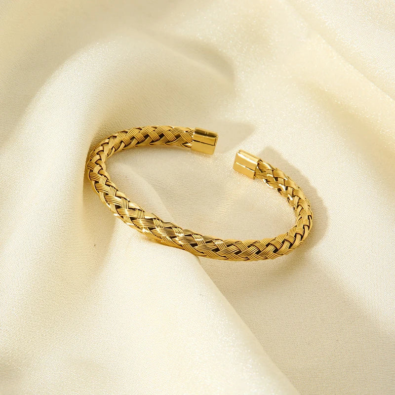 Tendência 16k banhado a ouro corda de aço inoxidável corrente manguito pulseira para mulheres à prova dwaterproof água textura torcida pulseira aberta presente