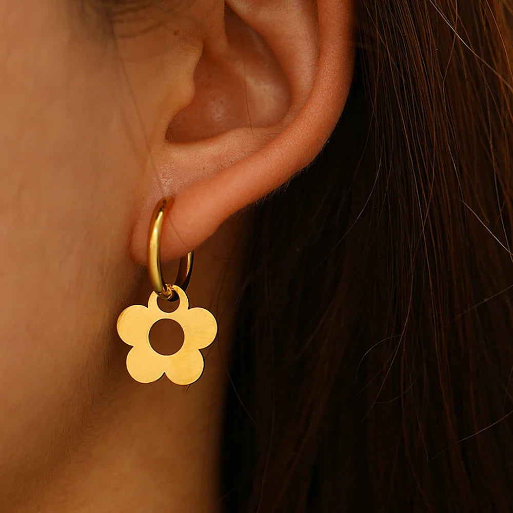 Brinco Feminino Argola Flor