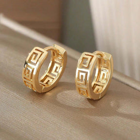 Brincos de argola pequenos cor dourada para mulheres, cor prata, metal, corte especial, padrão geométrico, joias femininas