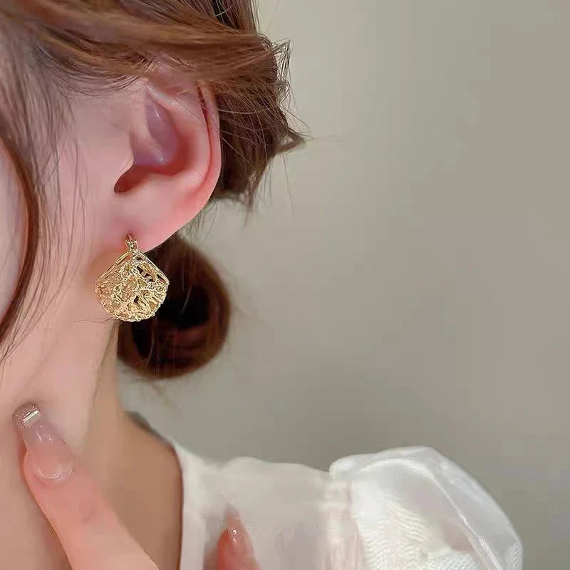 Brinco Feminino Dourado