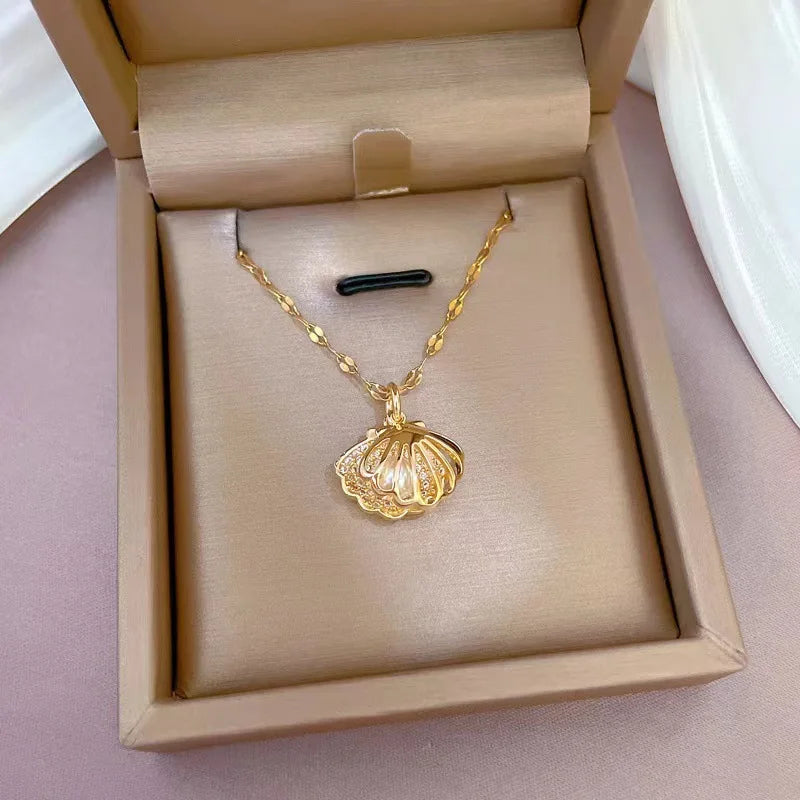 Colar Concha com Pérola 18K