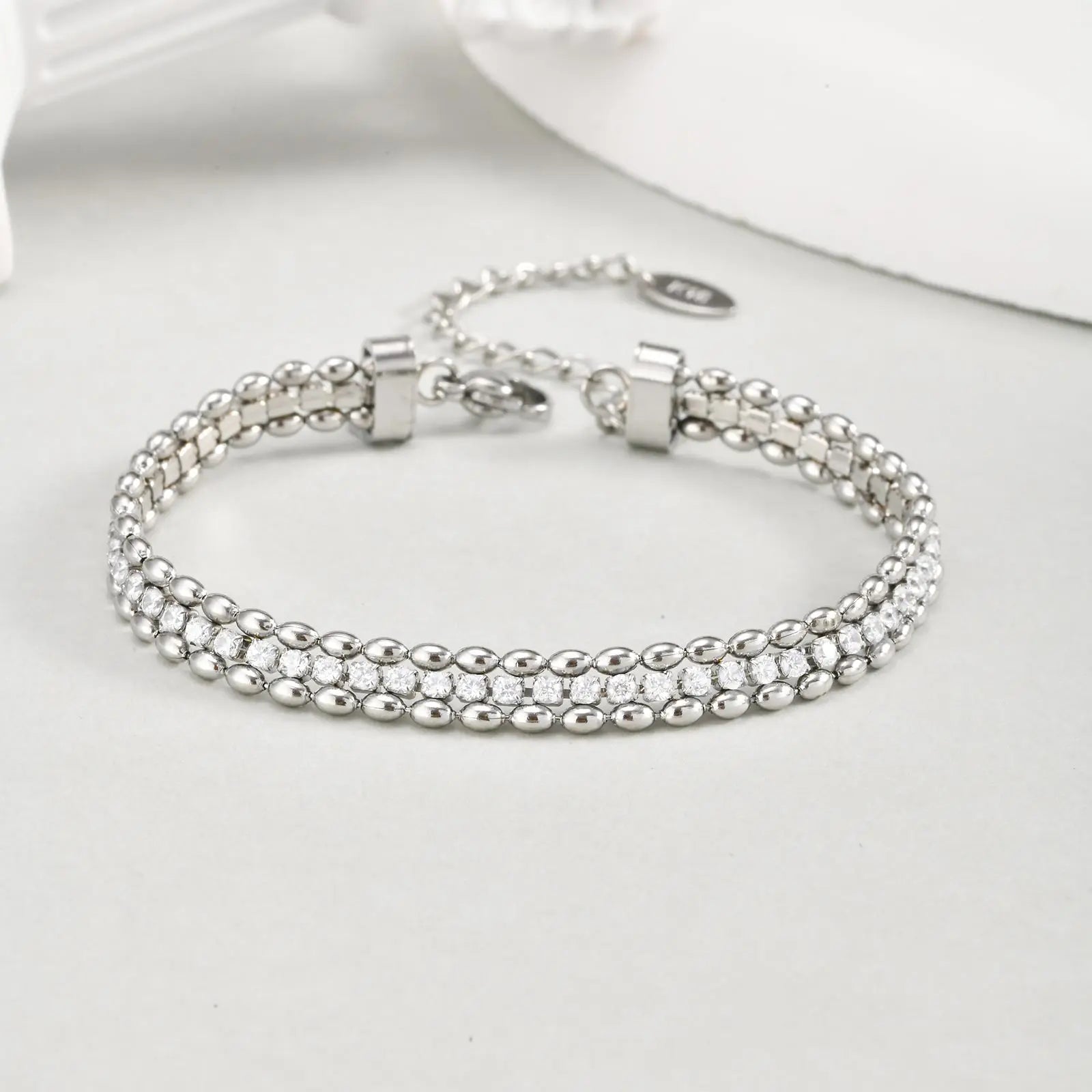 Pulseira de zircônia branca de contas de azeitona de fileira dupla de aço inoxidável para mulheres, pulseiras de corrente de tênis de cor dourada, joias clássicas presentes