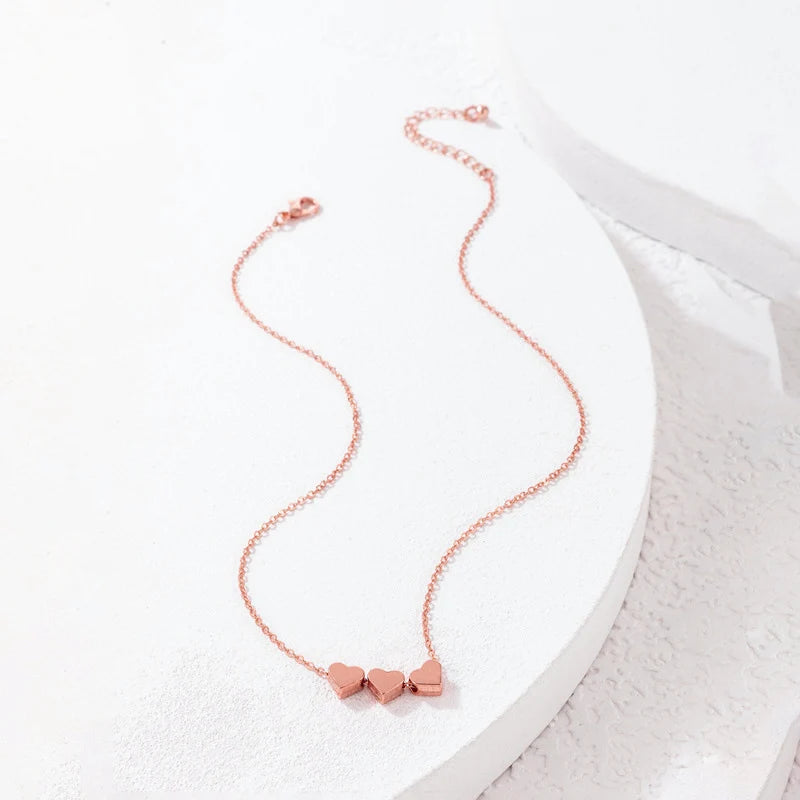 Moda minúsculo 3 cores coração encantos pingente colares para mulheres querida amor coração gargantilhas link corrente adorável pescoço jóias presente