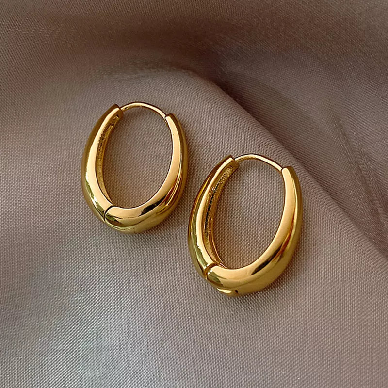 Brinco Feminino Argola Sofisticada Ouro 18K