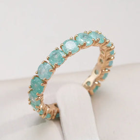 Anel Feminino Dourado Cravejado com Cristais de Zircônia