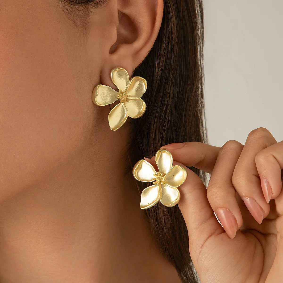 Brinco Flor Radiante Ouro 18K