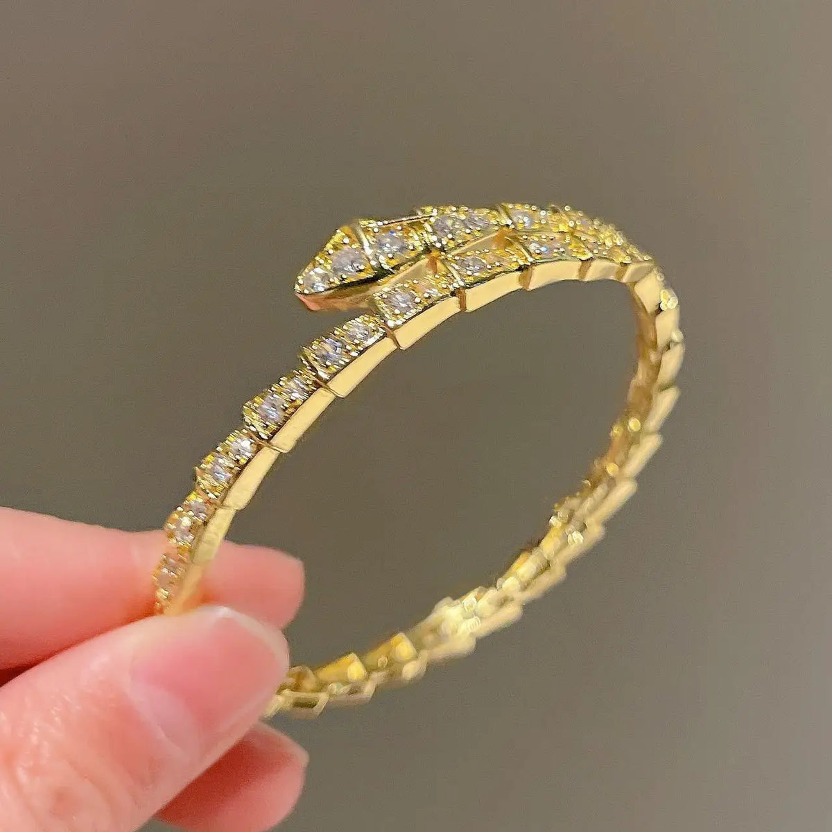 Pulseira de Ouro Feminina
