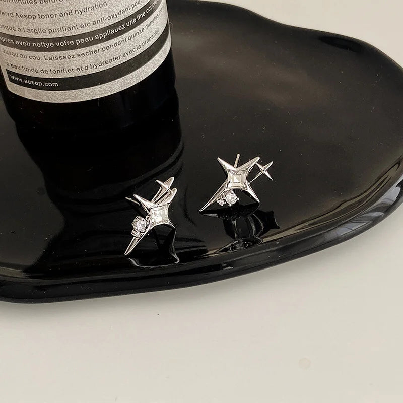 Brinco Feminino Estrela Radiante