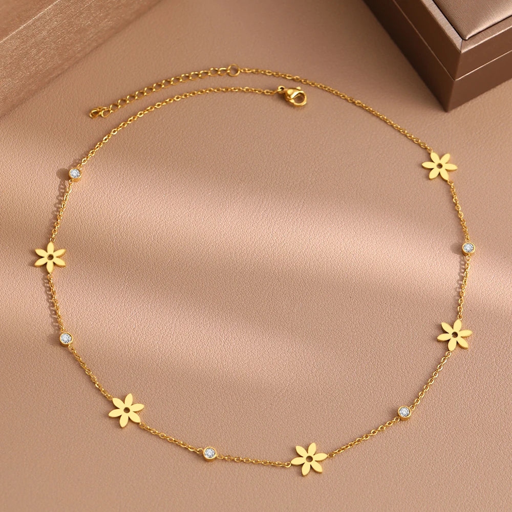 Colar Flores Com Zircônia