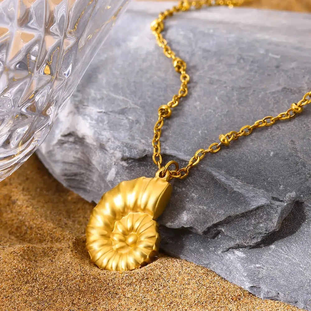 Moda concha pingente colares para mulheres cor de ouro corrente de aço inoxidável concha oceano jóias presente de casamento 2024