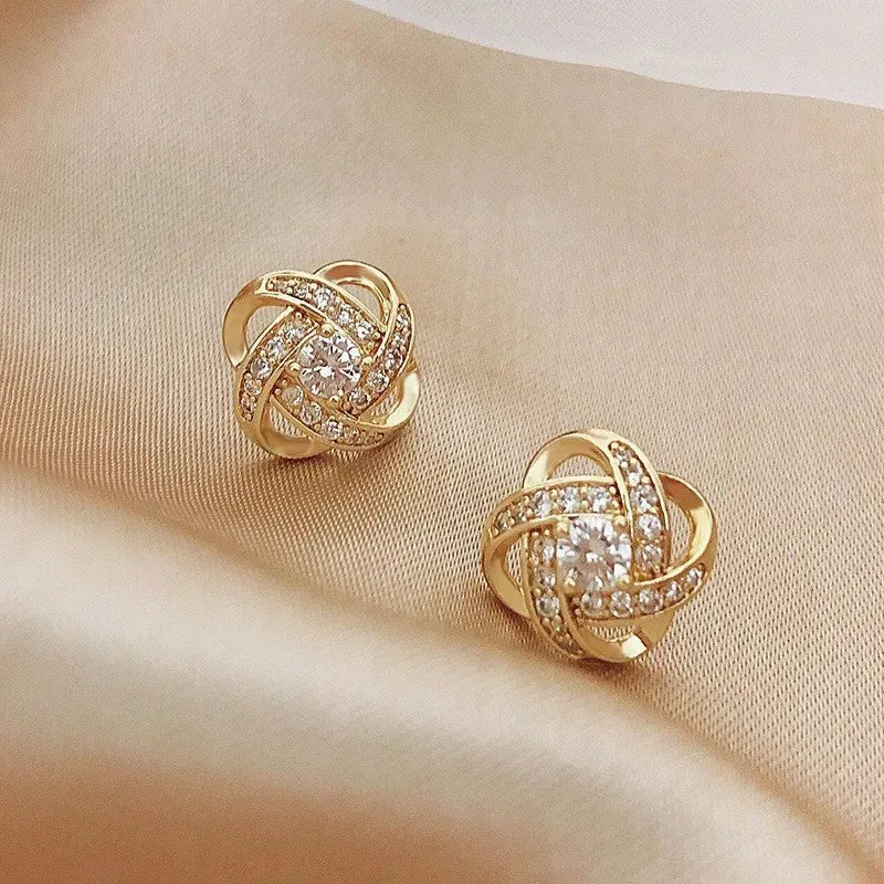 Novo Exquisite Brinco de Cristal Brilhante Coreano Elegante Quadrado Geométrico Rhinestone Brincos Para As Mulheres Moda Jóias Presente