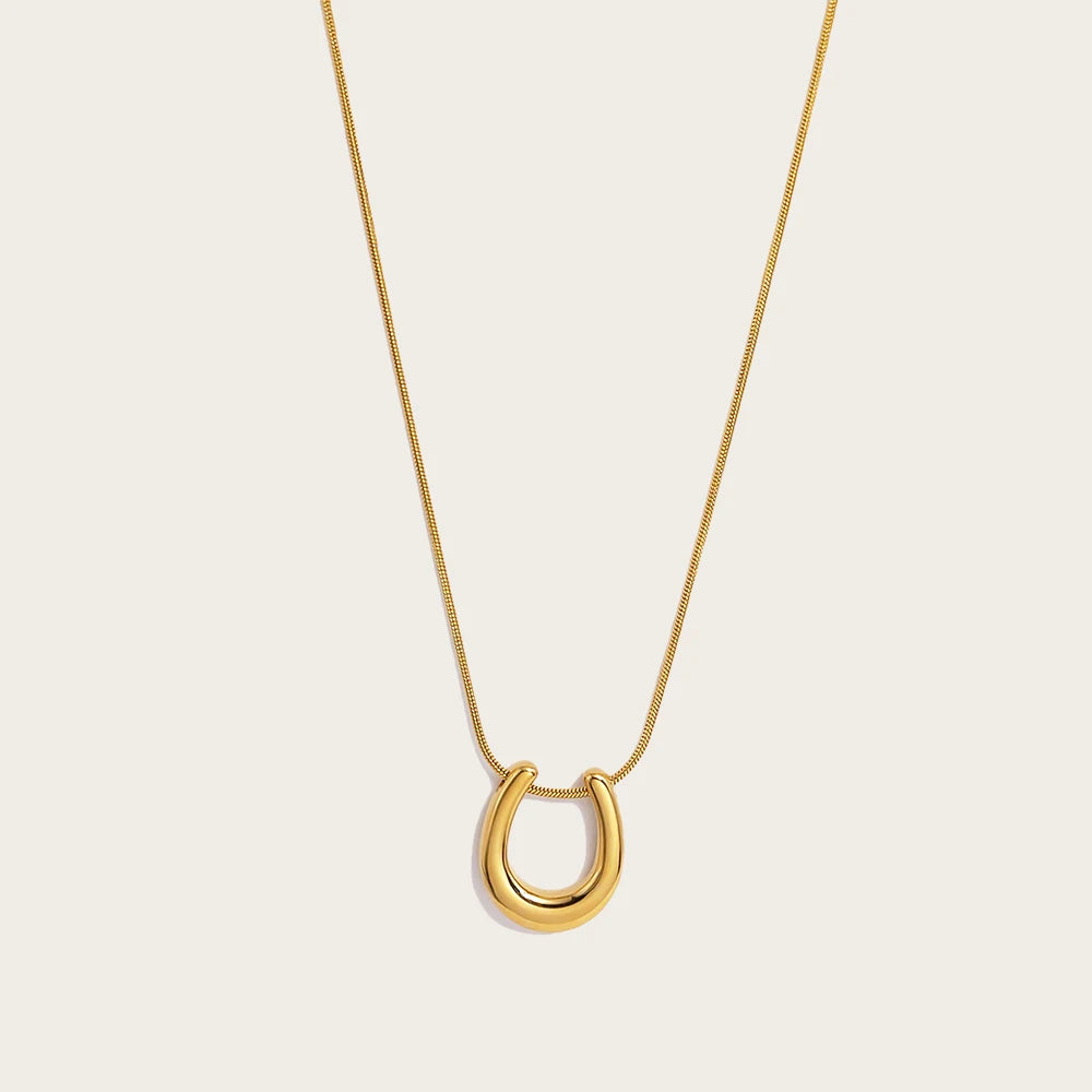 YACHAN Novo Em U-Shaped Colar De Pingente De Aço Inoxidável para As Mulheres 18K Banhado A Ouro Cadeias De Cobra Impermeável Trendy Jewelry