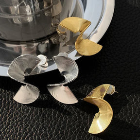 Brinco Feminino Espiral Retrô