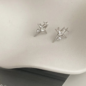 Brinco Feminino Estrela Radiante