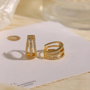 Brinco Triplo Cravejado com Zircônia