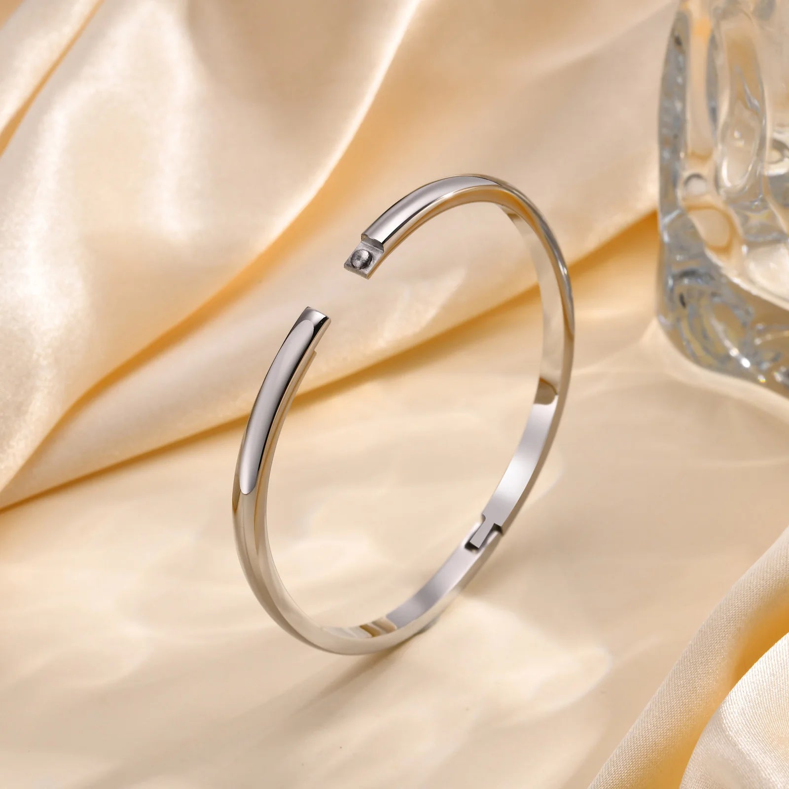 Mulheres anti alergia pulseiras de punho de aço inoxidável pulseira, pulseira na moda jóias empilhamento pulseira aberta para meninas mãe esposa