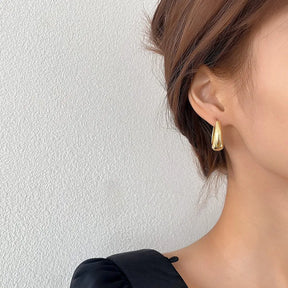 Brinco Feminino Argola Sofisticada Ouro 18K